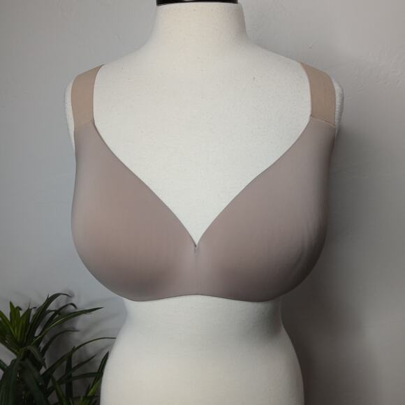 Victoria's Secret Other - Victorias Secret Bra Womens 38DDD Beige Wireless Padded T Shirt Comfort Seamless